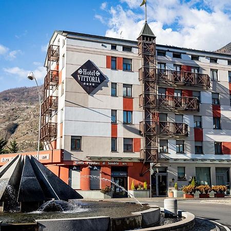 Hotel Vittoria 손드리오 외부 사진