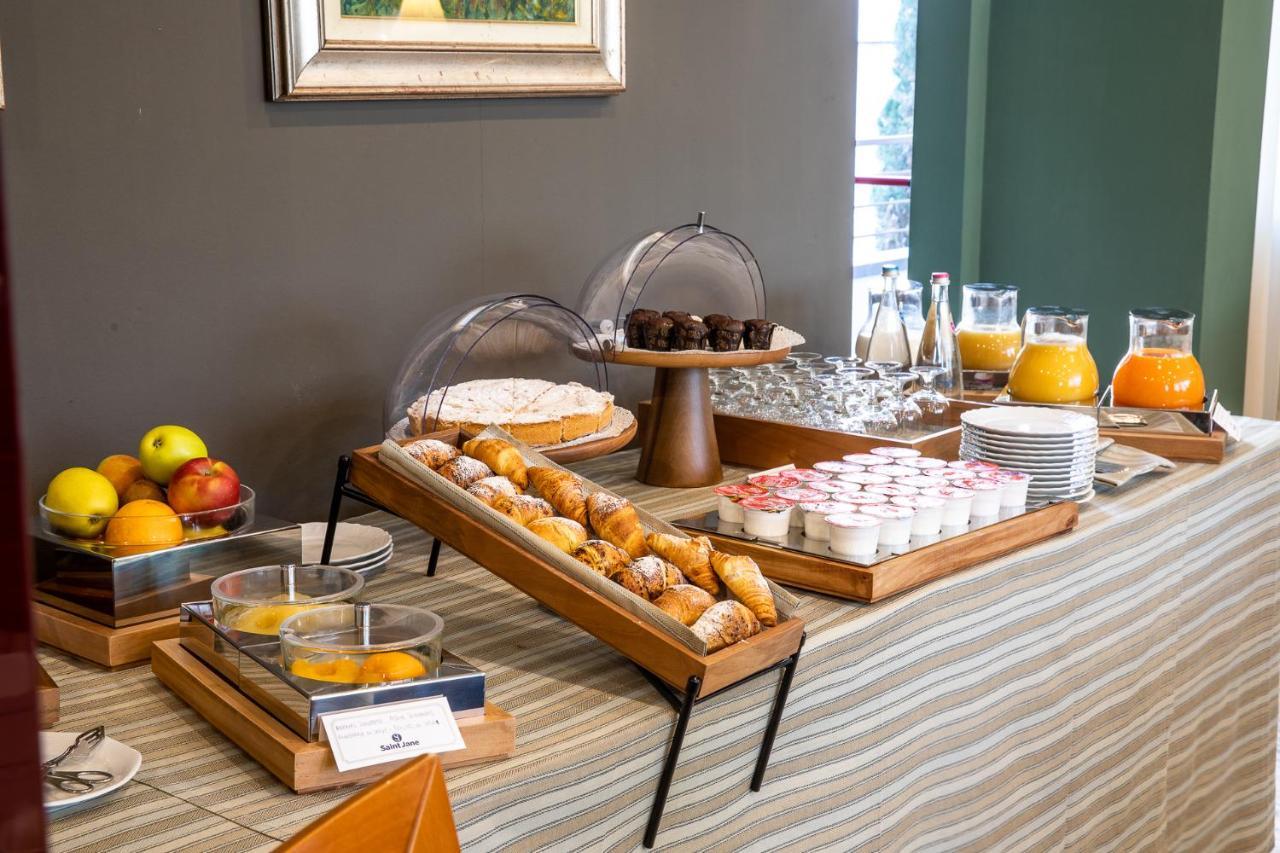 Hotel Vittoria 손드리오 외부 사진