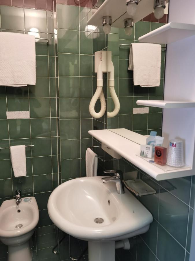 Hotel Vittoria 손드리오 외부 사진